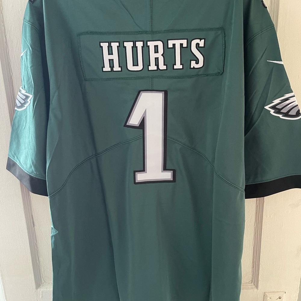 Jalen Hurts Jersey - Picture 2 of 6